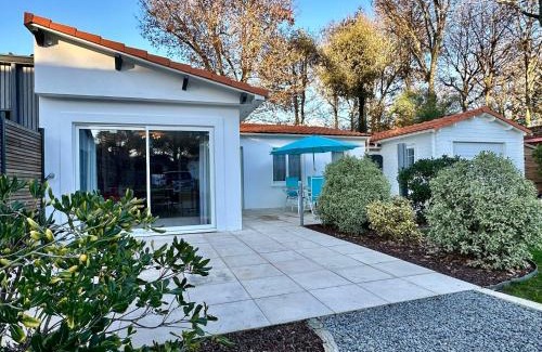 Saint-Brevin-l'Ocean House | Holiday Home Joannie by Interhome