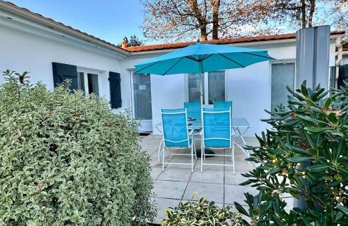 Saint-Brevin-l'Ocean House | Holiday Home Joannie by Interhome