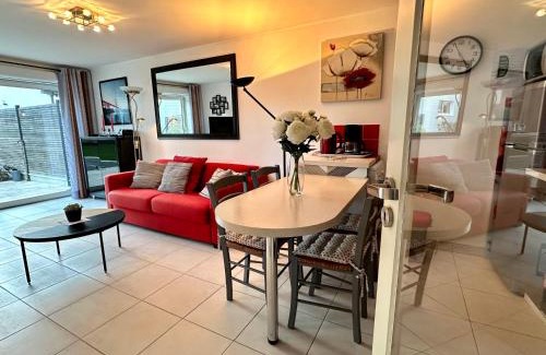 Saint-Brevin-l'Ocean House | Holiday Home Joannie by Interhome