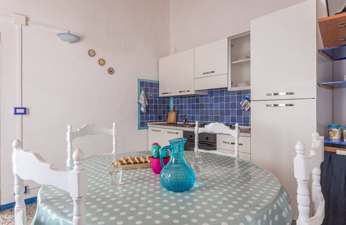 Scano di Montiferro House | Holiday Home 'La Casetta - Sea and Mountain' with Mountain View, Balcony and Wi-Fi