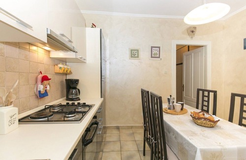 Viskovici House | Holiday home 2 km from the beach, WiFi. Labin