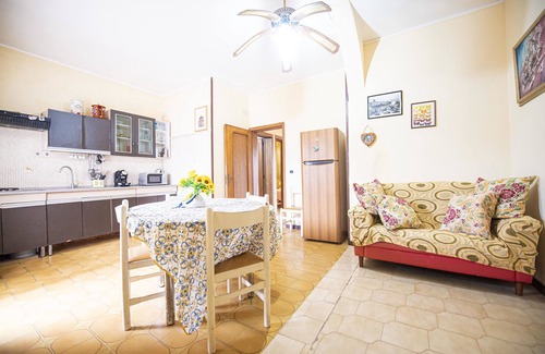 La Strea House | Holiday home 20 meters from the sea