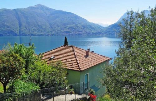 San Siro House | Holiday Home Acquaseria by Lake Como