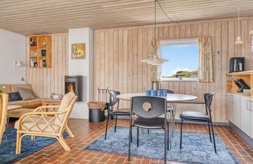 Rødhus House | Holiday Home Aike - 1km from the sea by Interhome