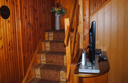 Siofok-Szabadifurdo House | Holiday home air-conditioned, with WiFi, large indoor pool, sauna, dishwasher