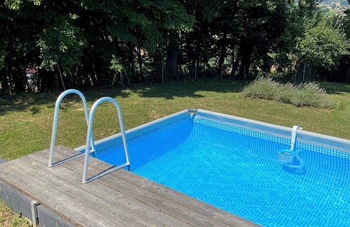 Olbendorf House | Holiday Home "Altes Landhaus Südburgenland" with Pool, Balcony and Wi-Fi
