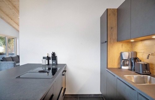 Rohrberg House | Holiday Home 'Apart Mountainview' with Mountain View, Private Terrace and Wi-Fi