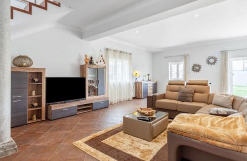 Marinhas House | Holiday Home Atlântico by Interhome