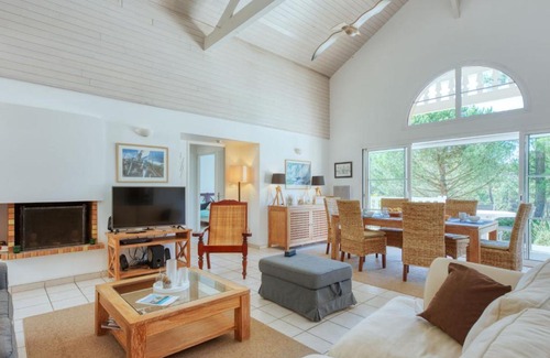 Lacanau-Ocean House | Holiday Home Atlantic Green by Interhome