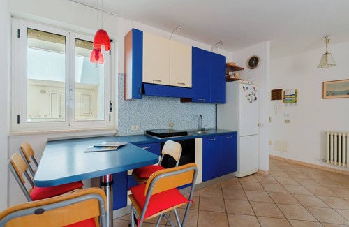 Otranto House | Holiday Home 'Ayra A Otranto' with Balcony, Wi-Fi and Air Conditioning