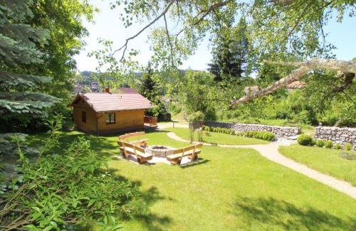 Becov nad Teplou House | Holiday Home Bečov nad Teplou 1 by Interhome