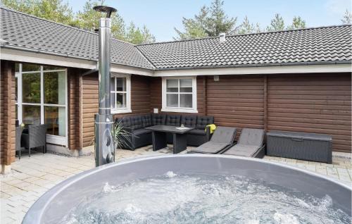 Trend House | Holiday Home Benediktesvej Løgstør X