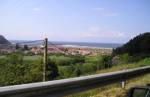 San Juan de la Arena House | Holiday Home 'Camilo' with Mountain View, Private Terrace and Wi-Fi