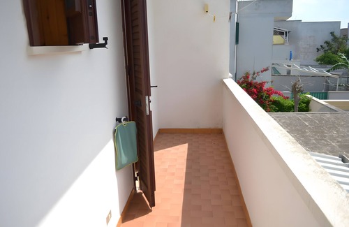 San Foca House | Holiday Home 'Casa Bichi X 4 A San Foca' with Balcony