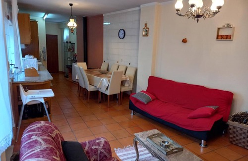 Braganca House | Holiday Home 'Casa Da Ribeira Em Rabal' with Lake View, Wi-Fi and Air Conditioning