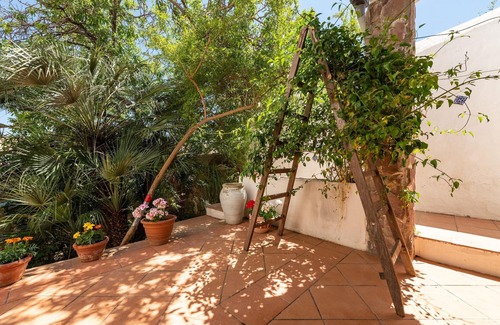 Carloforte House | Holiday Home 'Casa Kalle' close to the Sea with Garden