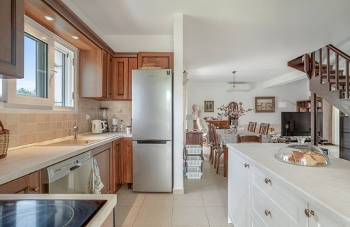 Spartia House | Holiday Home 'Casa Miranda' with Sea View, Wi-Fi and Air Conditioning
