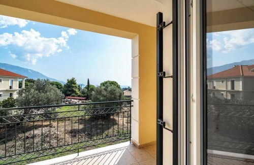 Spartia House | Holiday Home 'Casa Miranda' with Sea View, Wi-Fi and Air Conditioning