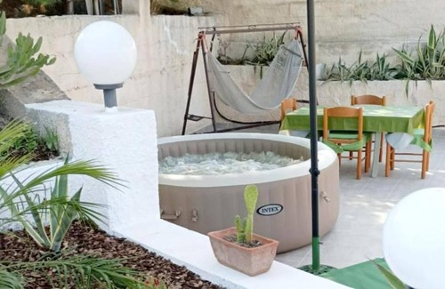 Realmonte House | Holiday Home 'Casa Montereale' with Sea View, Private Terrace and Wi-Fi