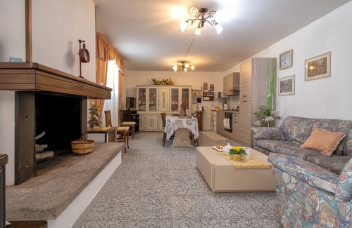 Viddalba House | Holiday Home 'Casa Vale' with Private Garden and Wi-Fi