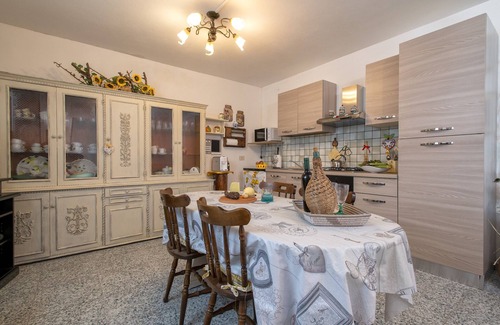 Viddalba House | Holiday Home 'Casa Vale' with Private Garden and Wi-Fi