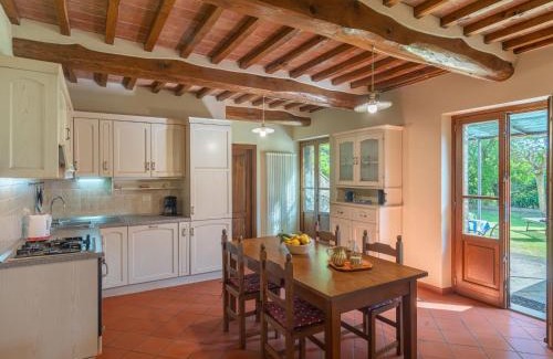 Civitella in Val di Chiana House | Holiday Home Casale il Giglio-2 by Interhome
