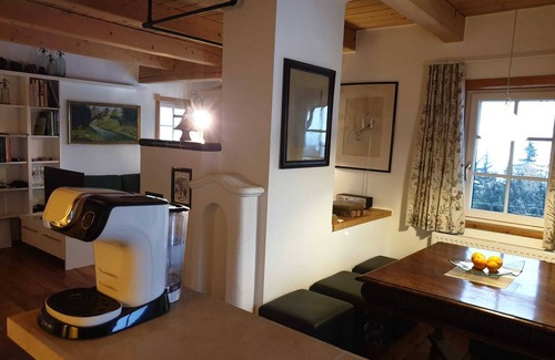 Eibiswald House | Holiday Home 'Chalet St Lorenzen' with Mountain View, Private Terrace and Wi-Fi