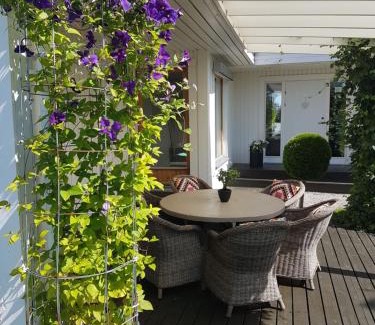 Ulricehamn Municipality House | Holiday home close to forest, lake and skiing