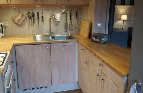 Bodenfelde House | Holiday home complex Hilkenberg: House 3 with fireplace and. wild and romantic garden