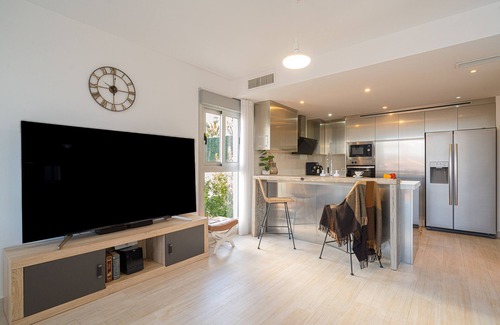Finestrat Villa | Holiday Home "Cristal" with Sea View, Pool & Wi-Fi
