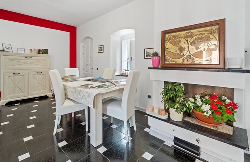 Dolianova House | Holiday Home 'Domus Dama' with Shared Garden, Wi-Fi and Air Conditioning