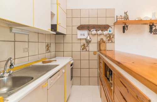 Conca Verde House | Holiday Home "Domus Mea" with Sea View, Wi-Fi, Garden & Terrace