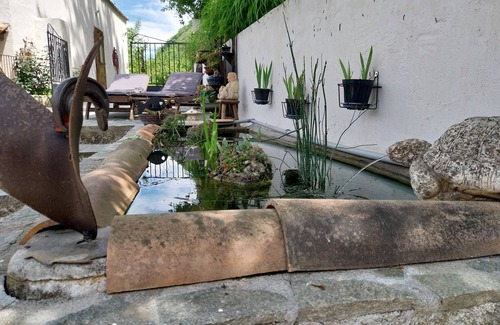 Entrevaux House | holiday home dream calm repose-pets allowed-view unique to Citadel