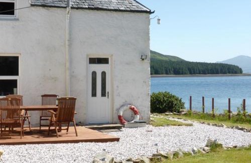 Breakish House | Holiday Home Dunan by Interhome