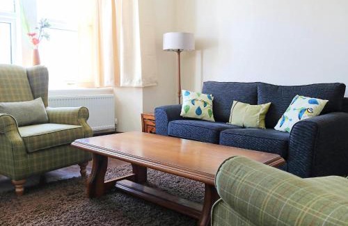 Breakish House | Holiday Home Dunan by Interhome