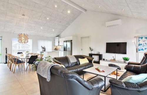 Grønhøj House | Holiday Home Edgar - 1-5km from the sea by Interhome