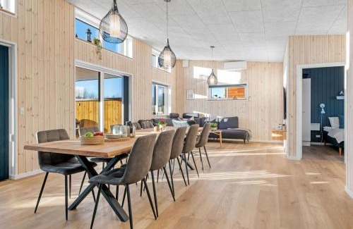 Nørre Hurup House | Holiday Home Elevus - from the sea by Interhome