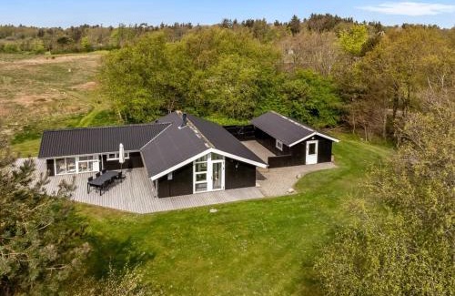 Gjøl House | Holiday Home Eske - 200m to the inlet by Interhome