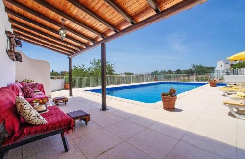 Mem Moniz House | Holiday Home Eugênia by Interhome