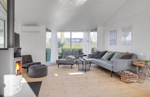 Saksild Strand House | Holiday Home Evamaria - 350m from the sea by Interhome