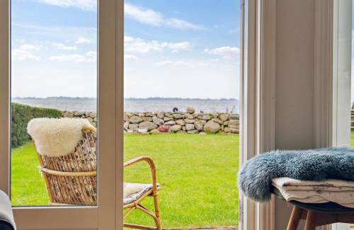 Faaborg House | Holiday Home Evelin - 20m from the sea by Interhome