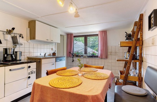 Muehlenbach House | Holiday Home 'Ferien Auf Der Fleischdielte' with Private Terrace, Private Garden and Balcony