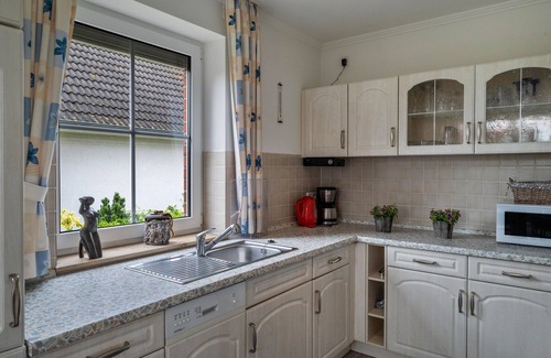 Beckerwitz House | Holiday Home 'Ferienhaus Beckerwitz' with Private Terrace, Private Garden and Wi-Fi