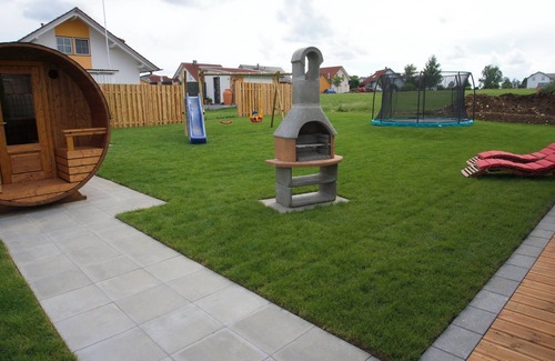 Hettingen House | Holiday Home 'Ferienhaus Traum Teufel' with Shared Terrace, Shared Garden and Wi-Fi