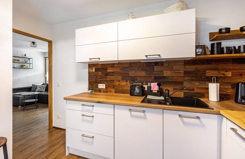 Kelbra House | Holiday Home 'Ferienhaus Stauseeblick' with Lake View, Private Terrace and Wi-Fi