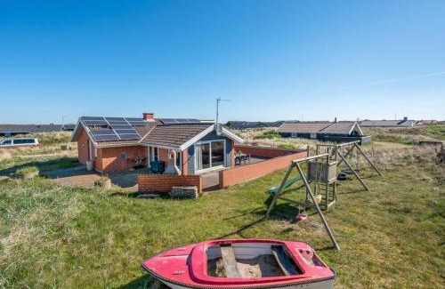 Bjerregard Strand House | Holiday Home Fia - from the sea by Interhome