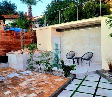 Trinajstici Apartment | Holiday Home Fiori