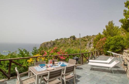 Sperlonga House | Holiday Home Fisherman Cove by Interhome