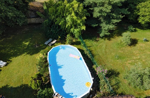 Montpon-Menesterol House | Holiday Home 'Maison De Caractères' with Private Pool, Private Terrace and Wi-Fi