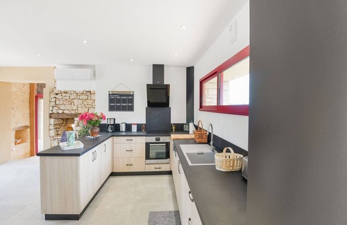 Prats-du-Perigord House | Holiday Home in Sarla with Private Pool